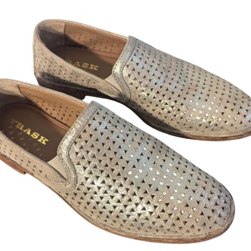 TRASK size 7 shoes